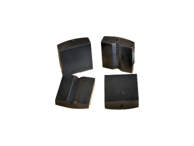 圆钳口、平钳口